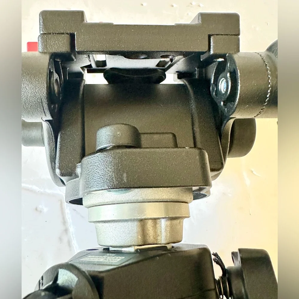 Manfrotto 3046 Bogen Camera Tripod 3433(501) Pro Video Fluid Head Quick Release